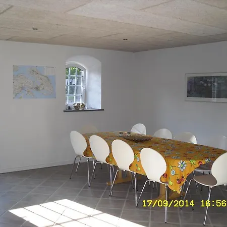 Hellesvang Apartamento *